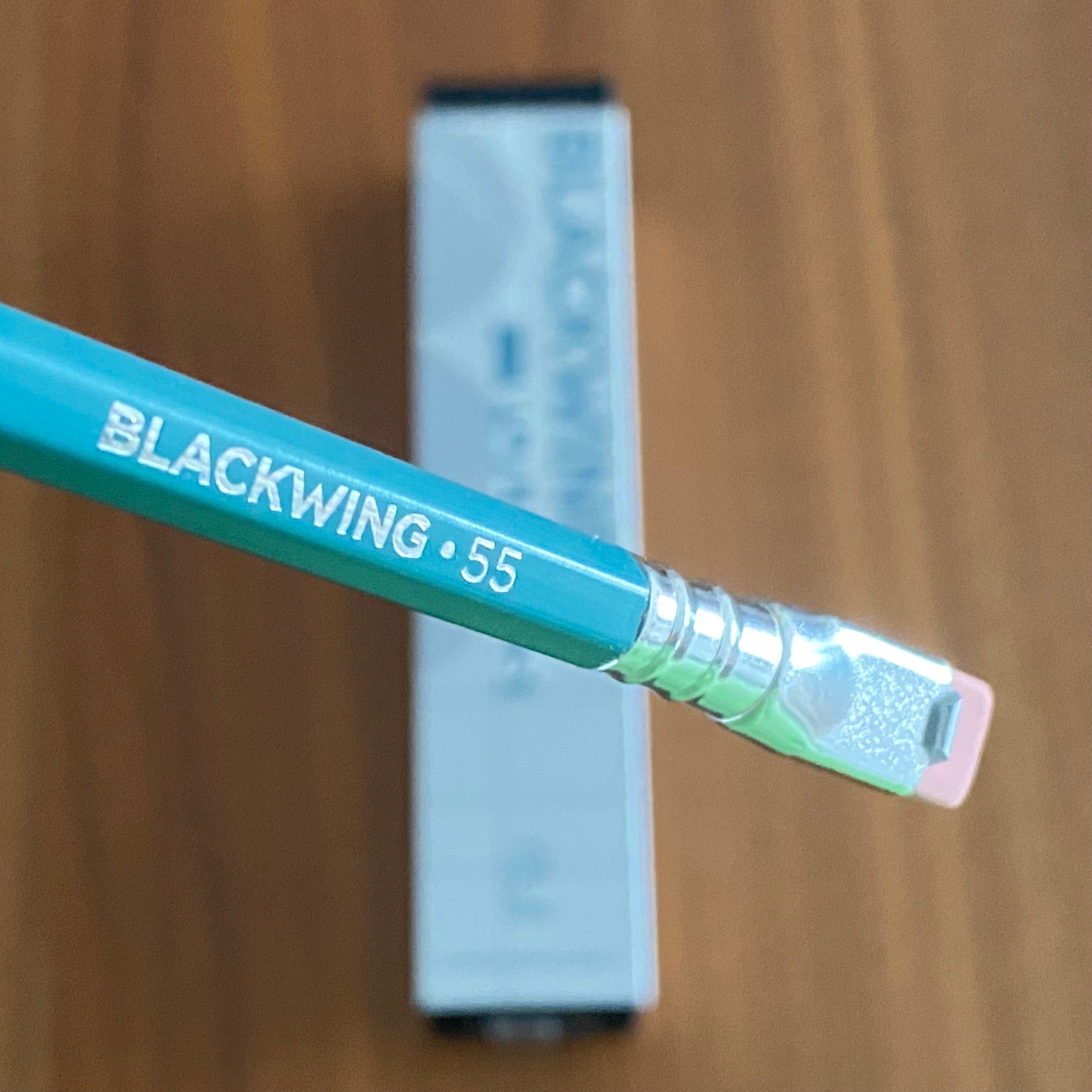 Lápiz Blackwing Vol.55 + caja original. Proporción Aurea (1 lápiz)