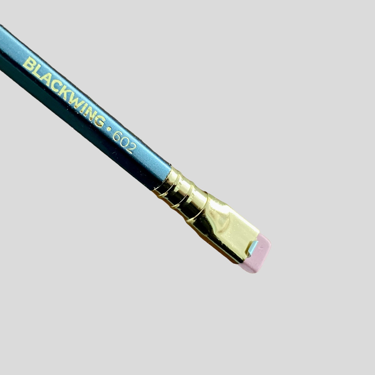 Lápiz Blackwing 602 Mini. Palomino