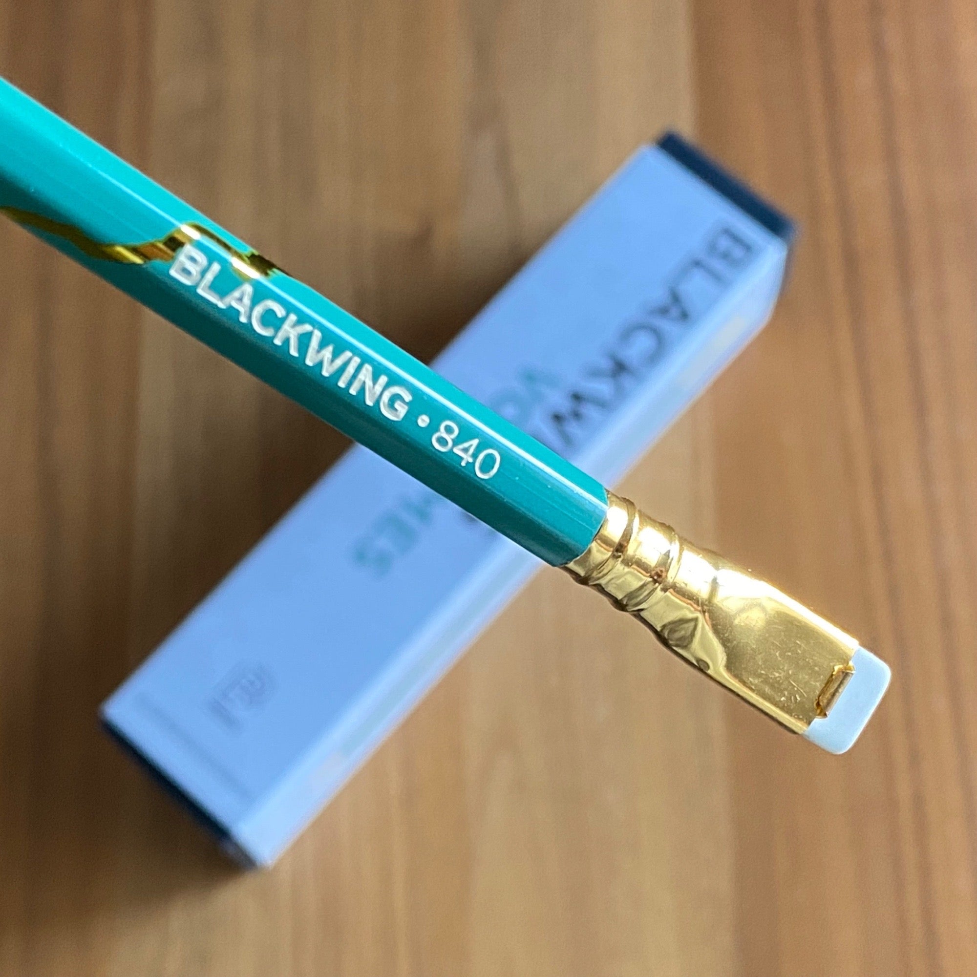 Lápiz Blackwing Vol.840 + caja original. Duke Kahanamoku (1 lápiz)