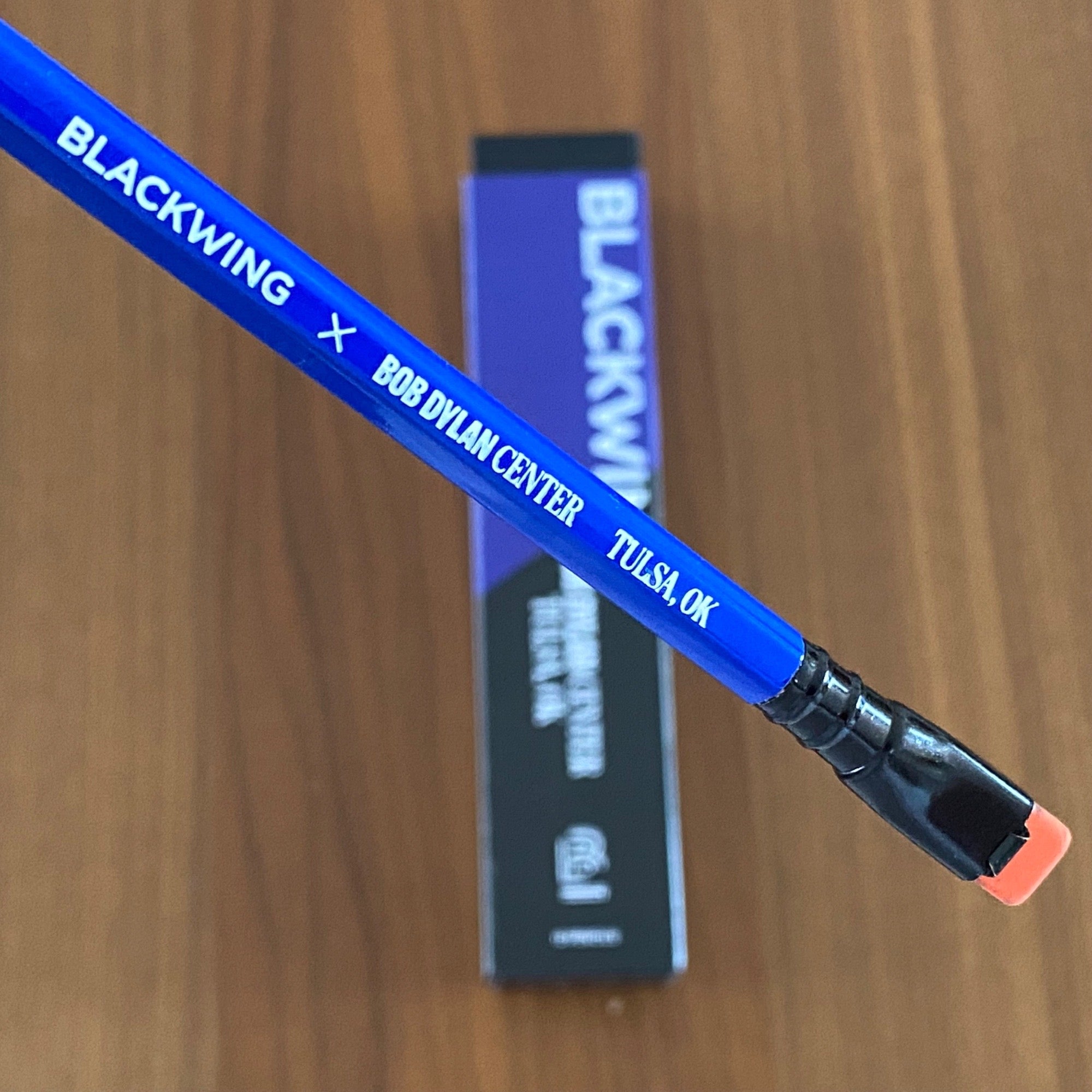 Lápiz Blackwing x Bob Dylan Center + caja original (1 lápiz)
