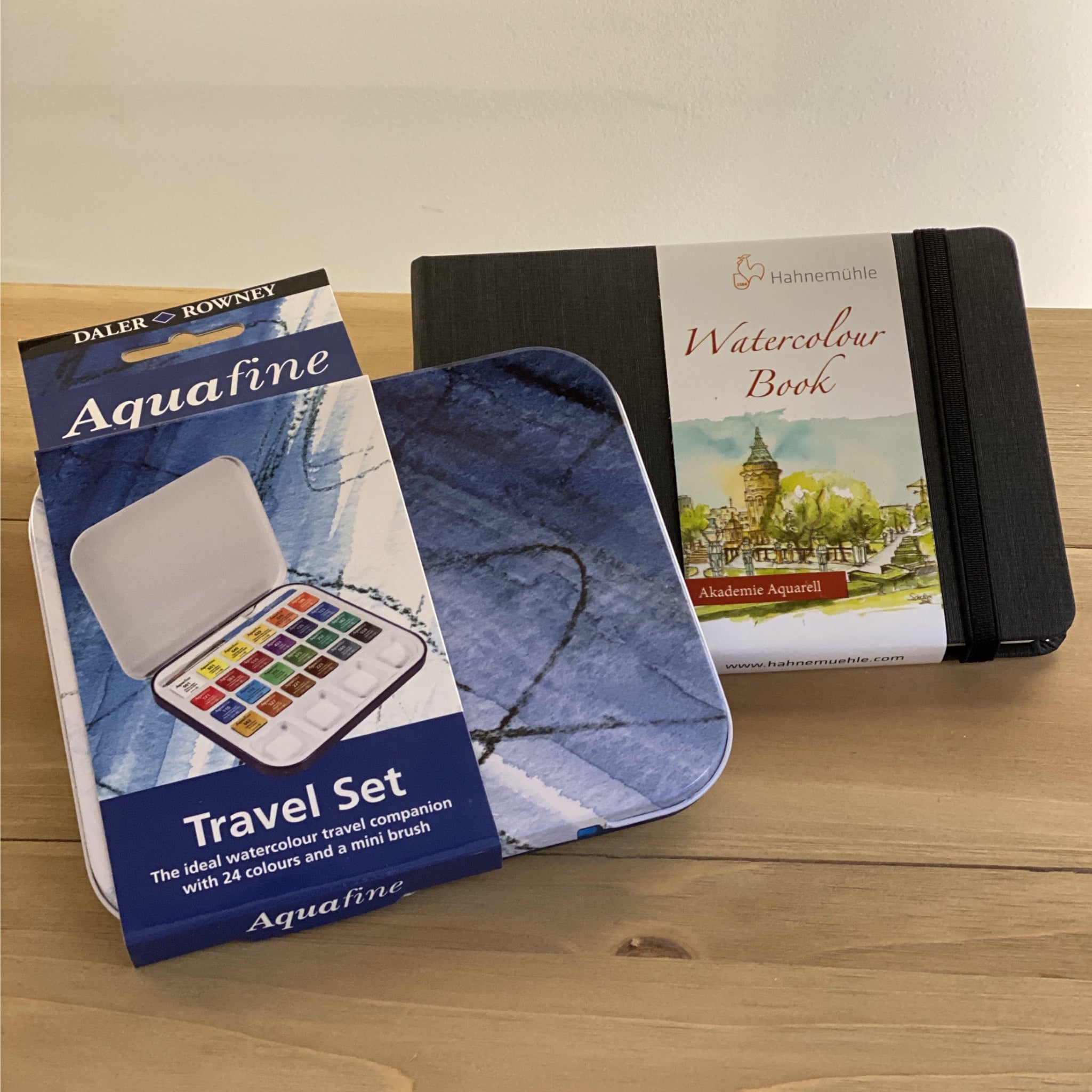 Juego de acuarelas Aquafine + cuaderno Hahnemühle