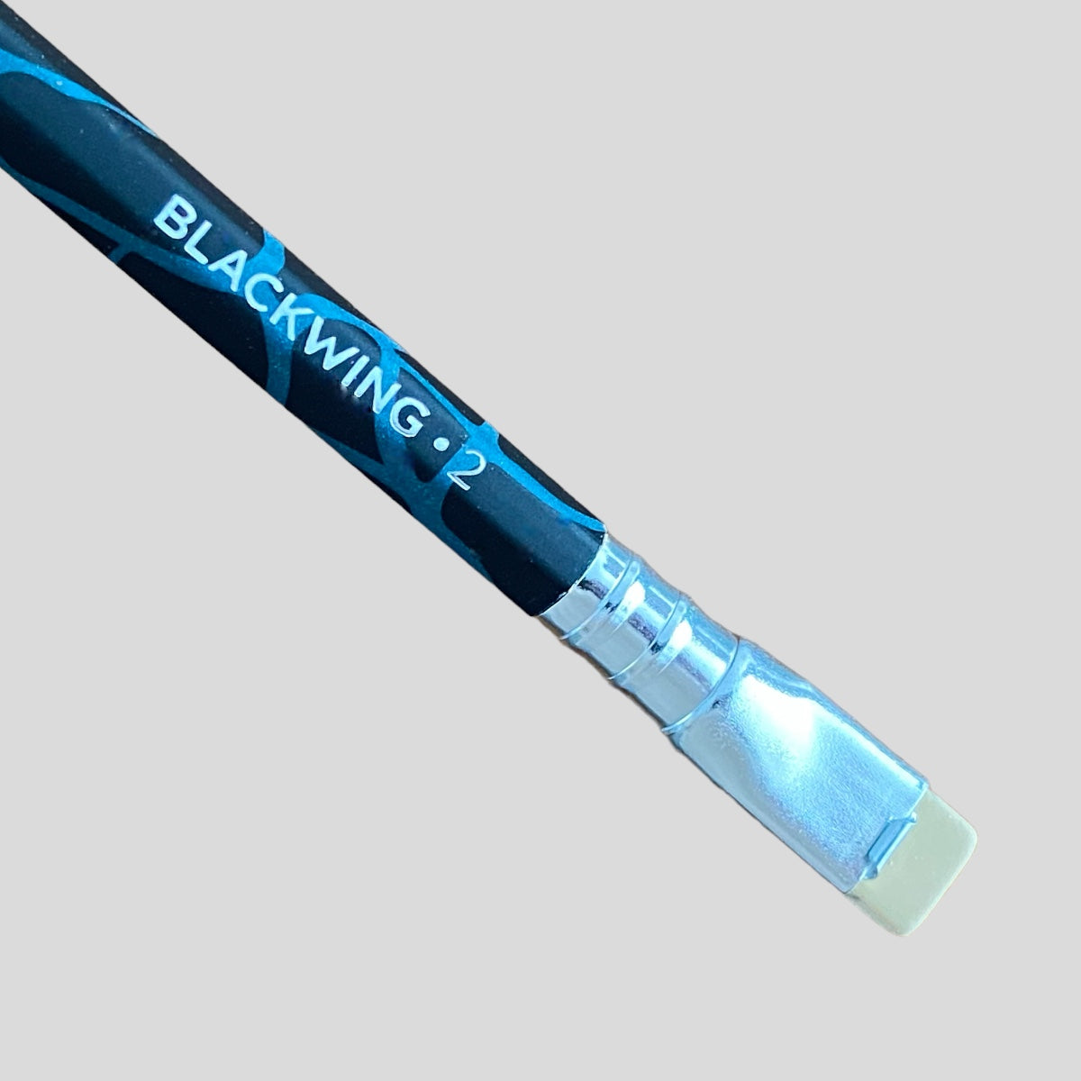 Lápiz Blackwing Vol.2. EL Arte Genera Cambios. Palomino