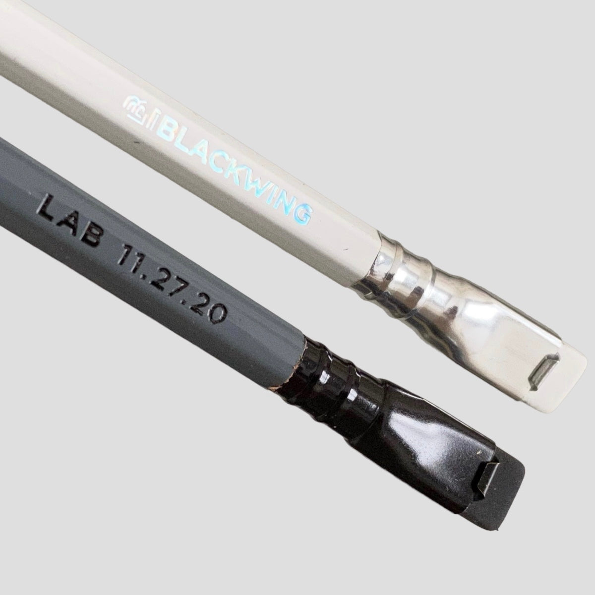 Lápiz Blackwing Lab 11.27.20 (2 lápices) Edición Limitada. Palomino