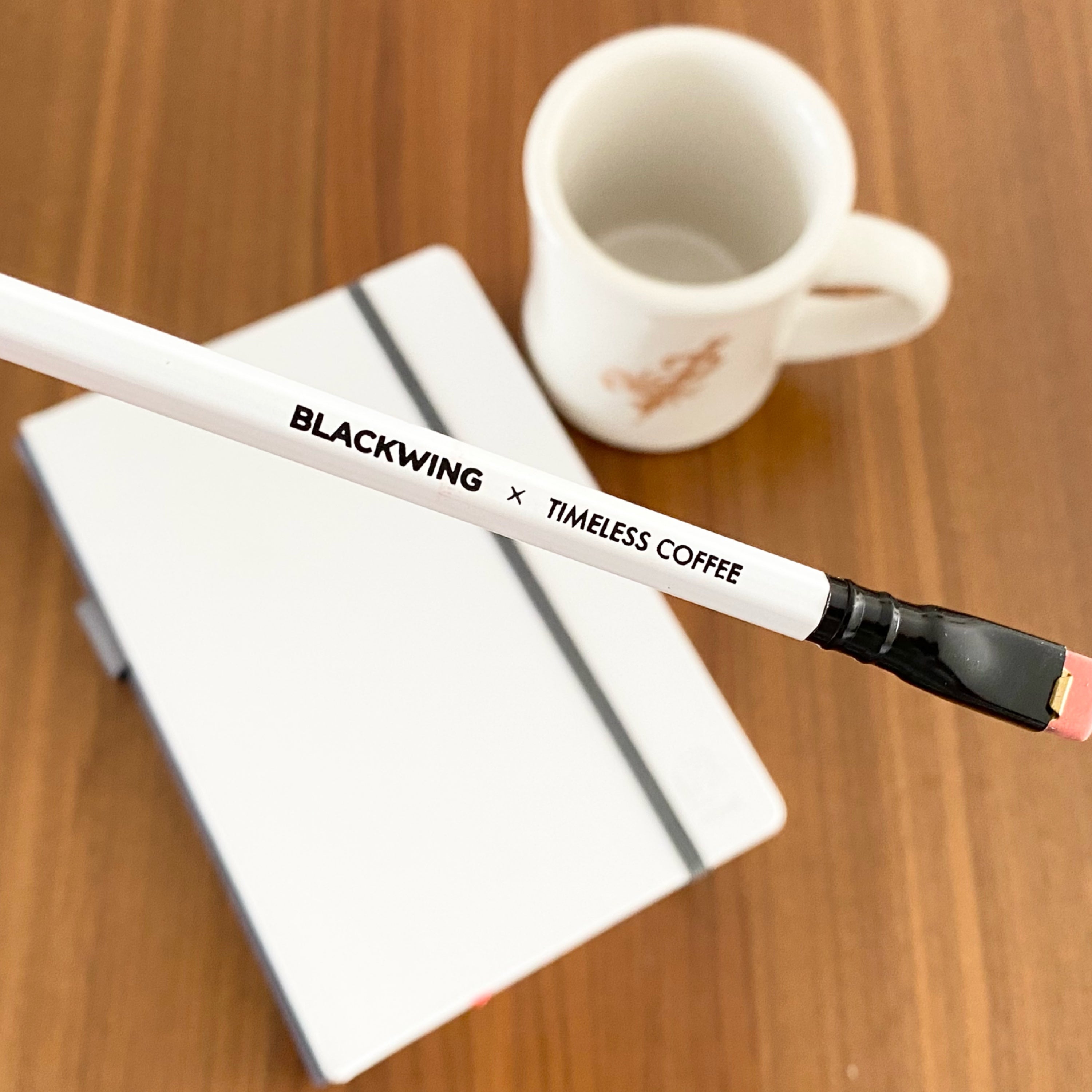 Lápiz Blackwing x Timeless Coffee Bundle