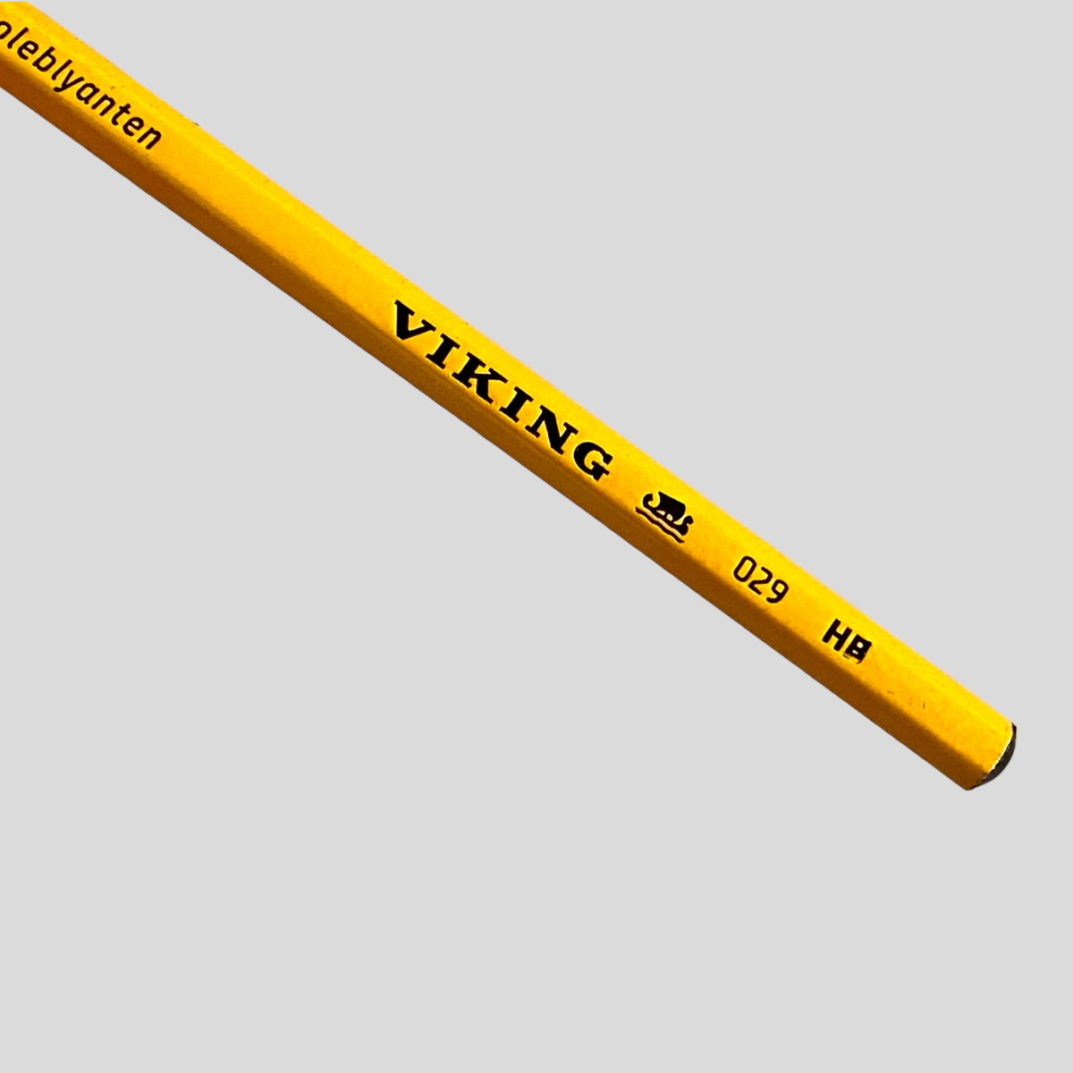 Lápiz Skoleblyanten 029 HB. Amarillo. Viking