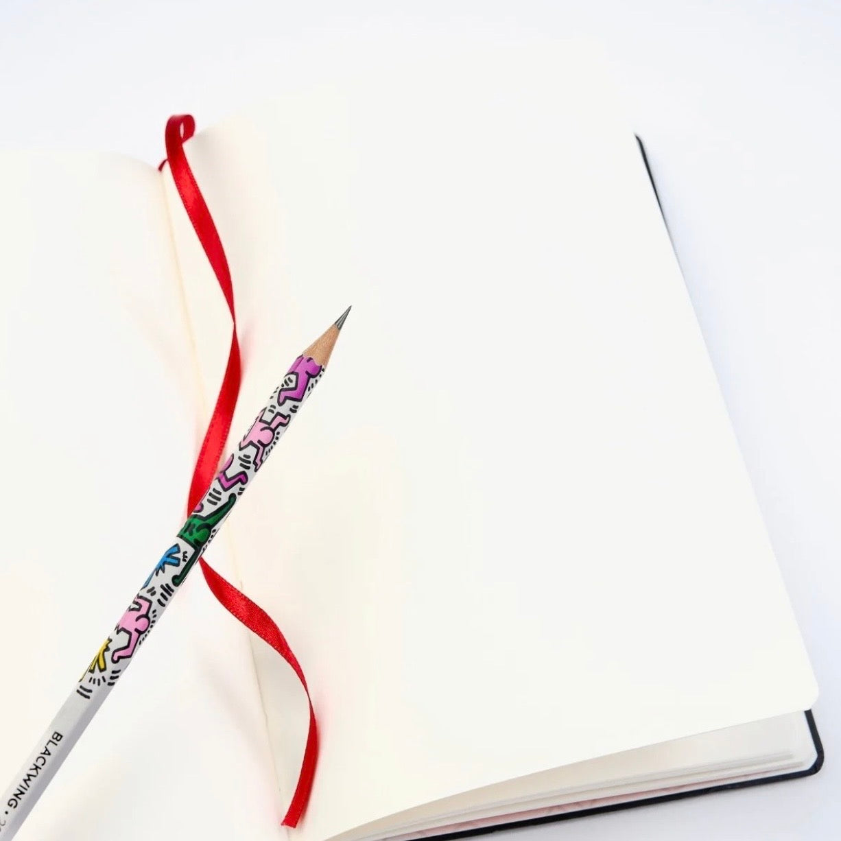 Cuaderno Blackwing Vol.292 "Smiling Heart" de Keith Haring