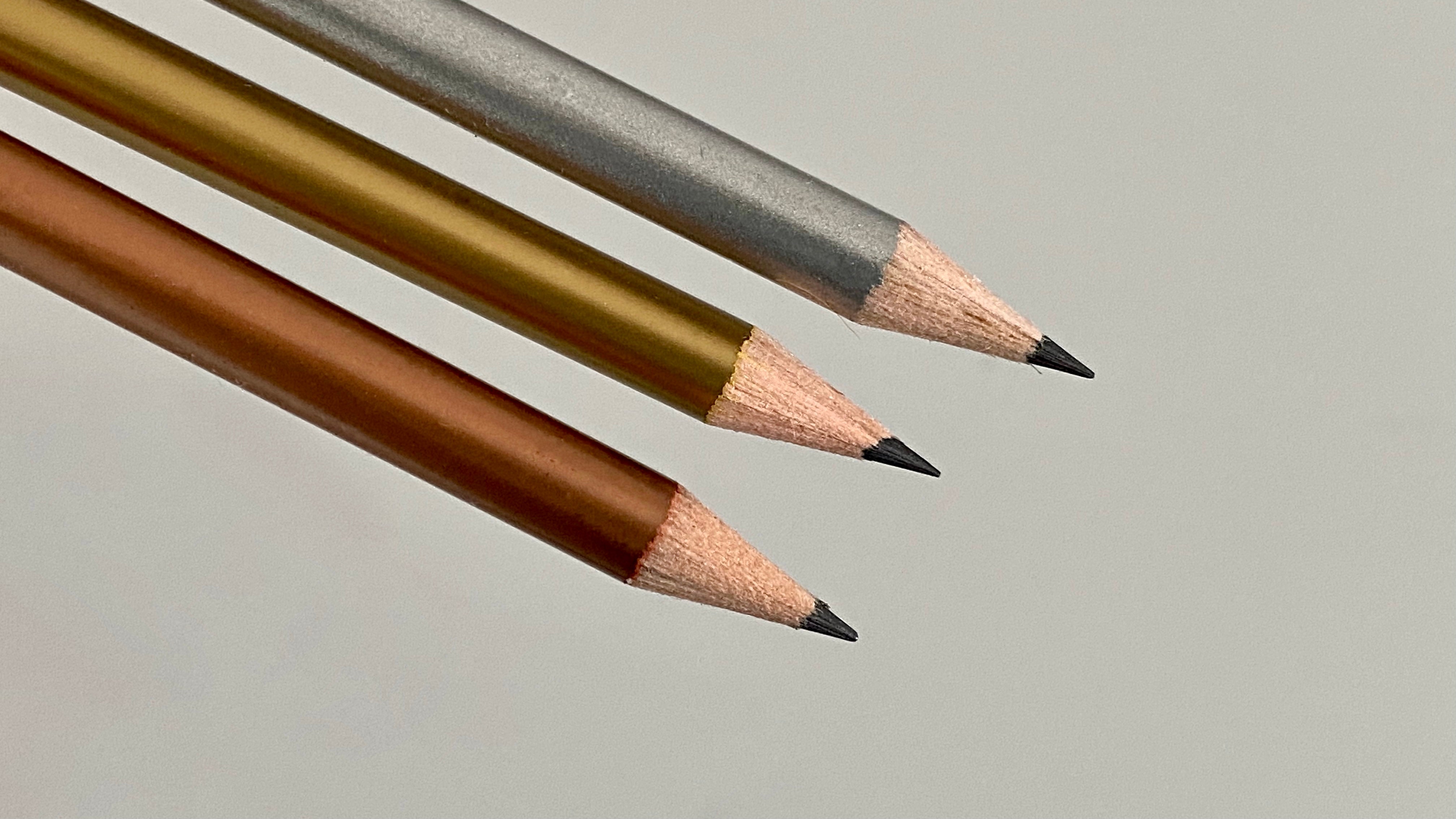 Lápiz color metálico. e+m